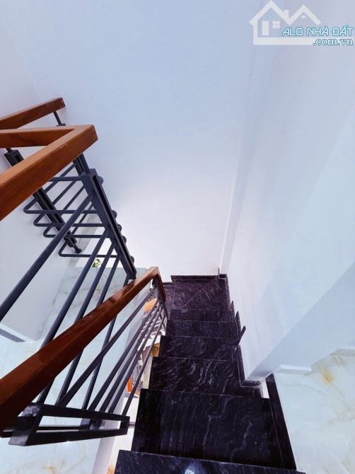MẶT TIỀN CAO XUÂN DỤC P12, Q8-  VỚI 3X9M - CHỈ CÓ 5.5 TỶ - 6