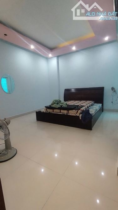 💥NHÀ 5.75 TỶ CÓ PHÒNG TẦNG TRỆT - 9x14M - 3 TẦNG - TT. NHÀ BÈ GẦN QUẬN 7 - 6