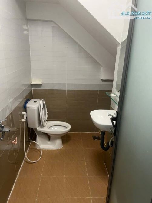 BÁN NHÀ 2 TẦNG MỚI - 4x14M - NGAY NGÃ TƯ THỐNG NHẤT - QUANG TRUNG GÒ VẤP, 5.3 TỶ - 6