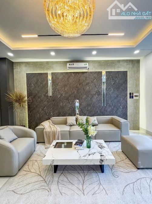 BÁN NHÀ 3 TẦNG FULL NỘI THẤT KDC HỒNG LOAN - GIÁ TỪ 5,8 TỶ - 6