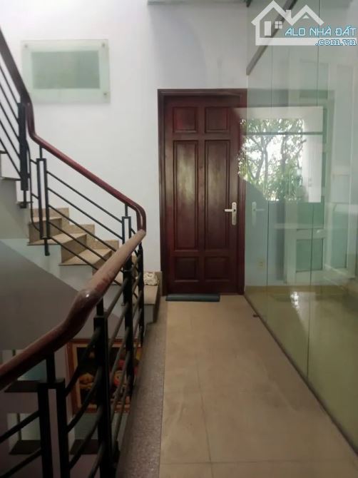 Bán Nhà Mặt Tiền Đường 14M Trương Phước Phan DT150M2 (6mX25m) 4 Tầng - 6