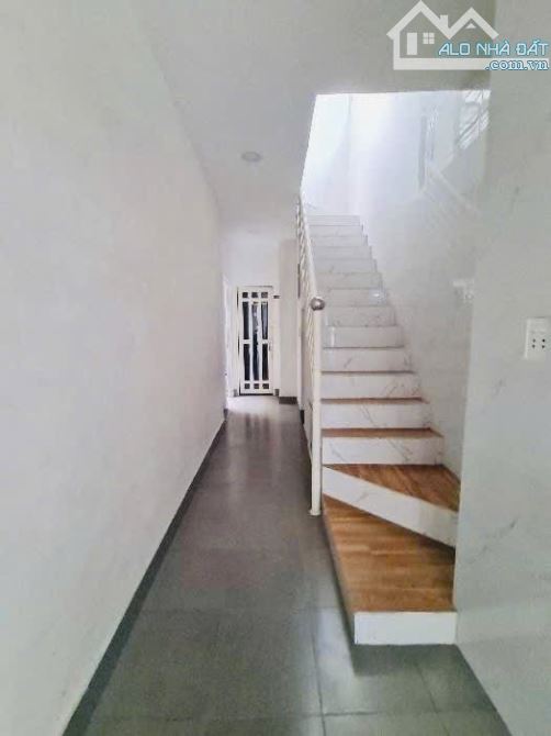 CĂN HỘ DỊCH VỤ 10 PHÒNG DOANH THU HƠN 60 TRIỆU/THÁNG NGAY TT QUẬN 4, HẼM 1 SẸC 3.5 MÉT THẲ - 6