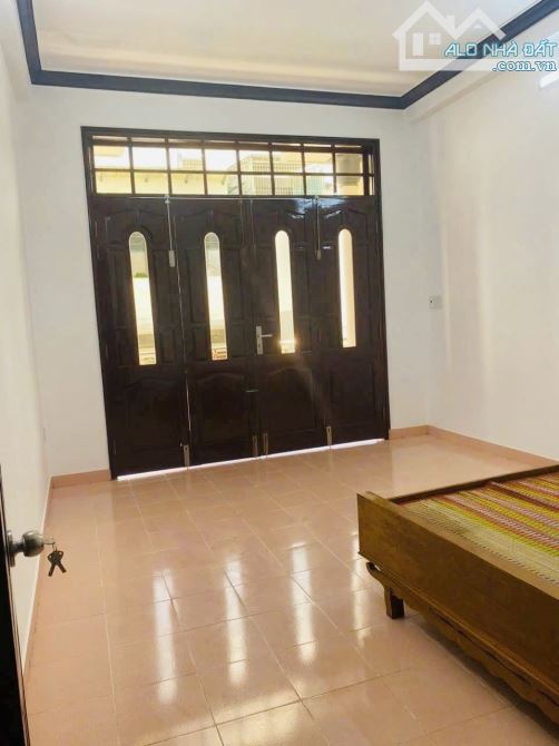 HẼM XE HƠI SANG XỊN KHU VIP NHỨT Q4 KHU CÔNG CHỨC KẾ BÊN CC Millennium GẦN MẶT TIỀN NGUYỄN - 6