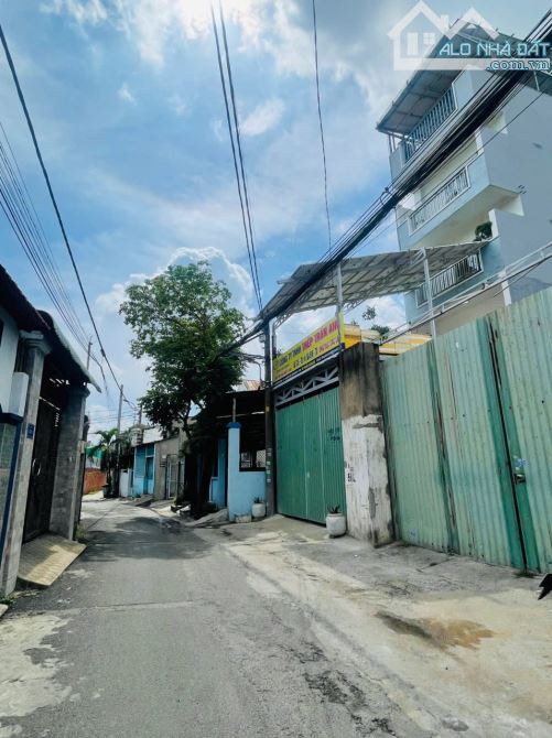 Cần bán Đất Hẻm Xe Tải đường số 8 LINH XUÂN THỦ ĐỨC DT: 245m2 Giá 16 Tỷ - 6