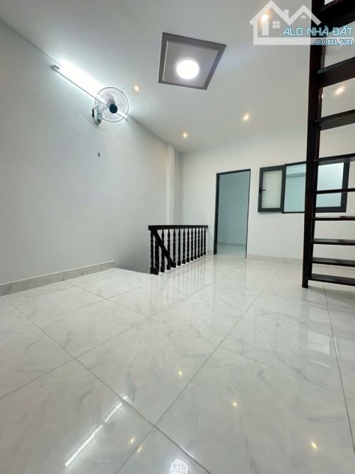 🏡Bán nhà Văn Thân - 32m2 - 3 Tầng , 3pn - HXH , An Ninh - Ngang 3.5m - Chỉ 4.4 Tỷ 💵 🇻🇳 - 6