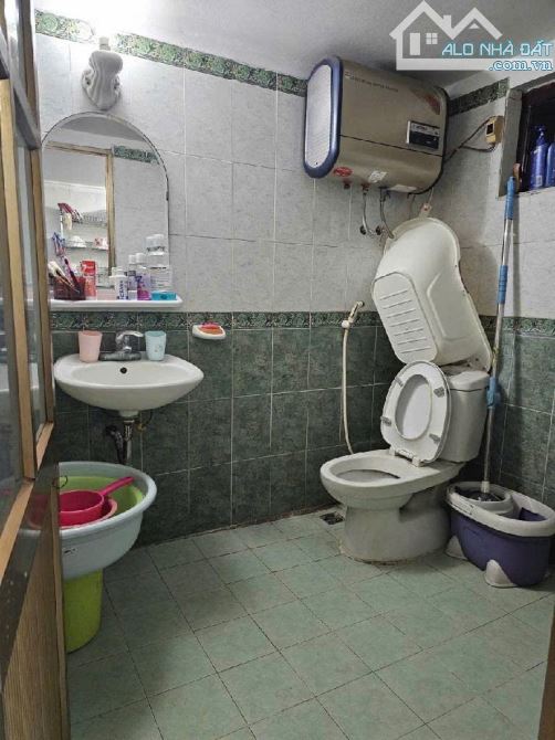 Bán tập thể Ngọc Lâm 100 m Ba ngủ gần công viên trường học pháp cấp hơn 3 tỷ - 6