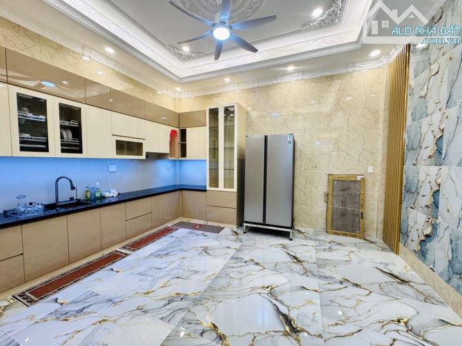 BIỆT THỰ -4 TẦNG - LIÊN KHU 10-11 -BÌNH TRỊ ĐÔNG- BÌNH TÂN-DT: 145M2- 18 TỶ - 6
