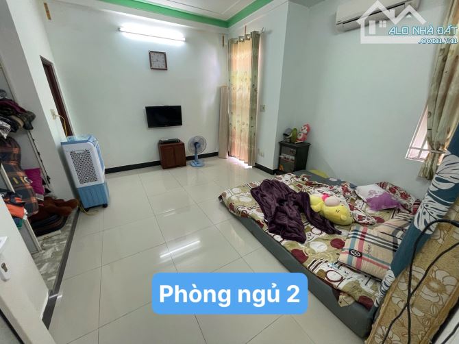 🚨 Bán nhà Cao Xuân Dục 2,5 tầng - 6 phòng ngủ. Sau 1 nhà mặt tiền - Vỹ Dạ. Tp - 6