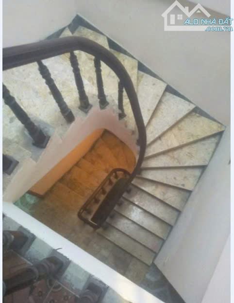 Chính chủ bán nhà 15E ngách 102/20 phố Pháo Đài Láng - phường Láng - 6