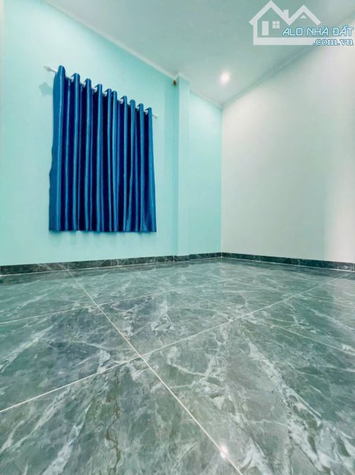 BÁN NHÀ TƯƠNG BÌNH HIỆP – GIÁ 2 TỶ 200  3 phòng ngủ, 2 WC, phòng khách, bếp đầy đủ - 6