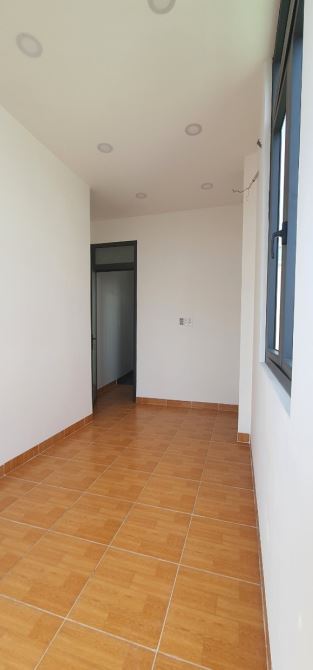 Nhà mới xây MT Lò Gốm Q6, 3,3x9m 3L 2pn 2 máy lạnh - 6