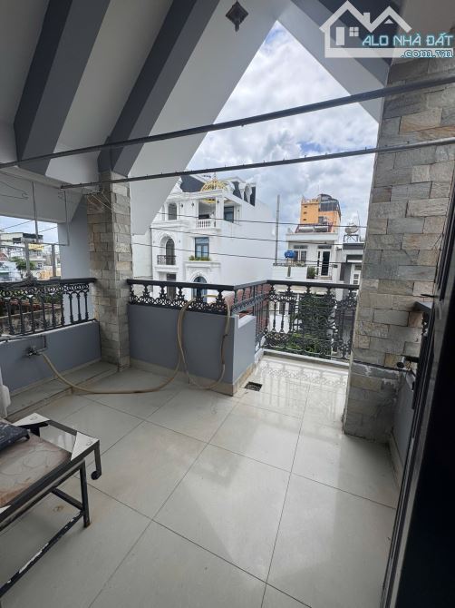 💥 SIÊU PHẨM NHÀ ĐẸP ĐƯỜNG TRƯƠNG THỊ HOA – GIÁ: 5,7 TỶ TL. 🏡 Diện tích: 4 x 20m - 6