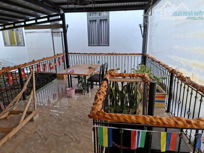 NHÀ CẤP 4 HẺM ÔTÔ ĐƯỜNG HOÀNG DIỆU CÁCH CHỢ ĐÀ LẠT 1,2KM, 98M2 3PN 3WC SÂN ĐỂ ÔTÔ - 5,6 TỶ - 6