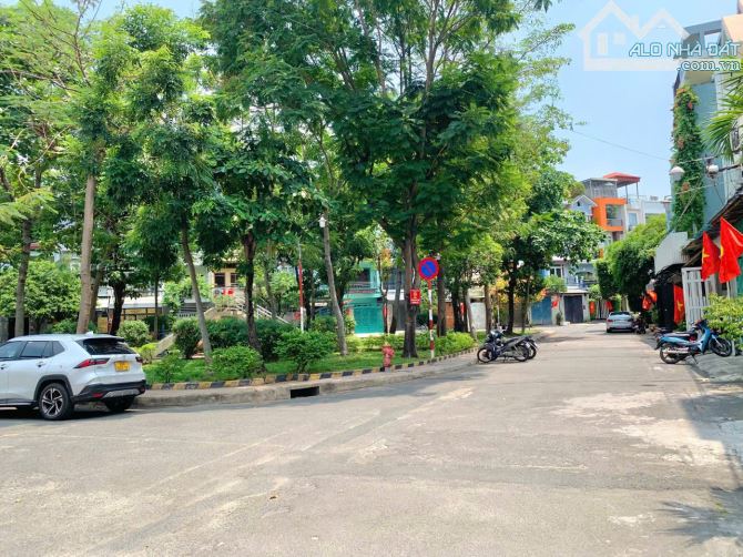 Khu VIP hẻm 8m có công viên nội bộ Phường Tân Sơn Nhì 4x18m, nhà 1 trệt 2 lầu, sân thượng - 6