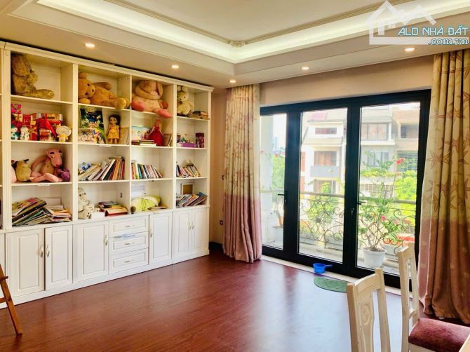 Cho thuê nhà Khu Tổng Cục V, Hà Đông, 100m2, 5 tầng, thông sàn, 25tr - 6
