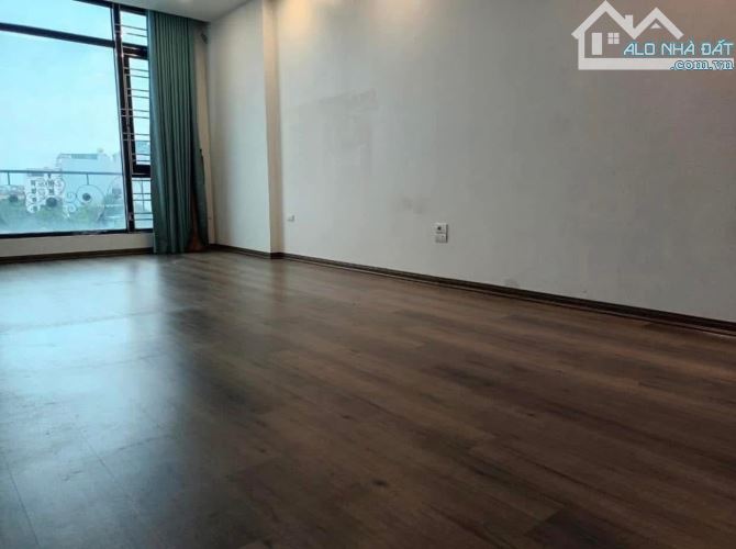 Cho thuê sàn tầng 3 khu Vạn Phúc có 6 triệu - 6