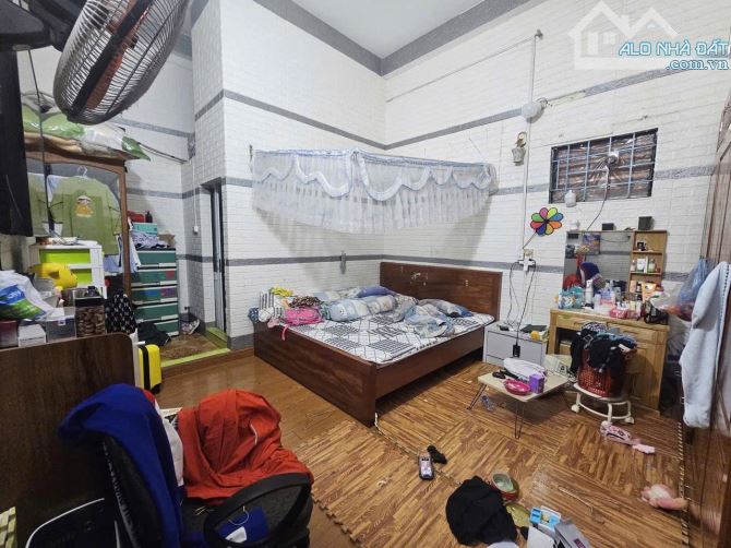 Nhà 2 Mê Mặt Tiền Hoàng Văn Thụ view công viên Phù Đổng - 6