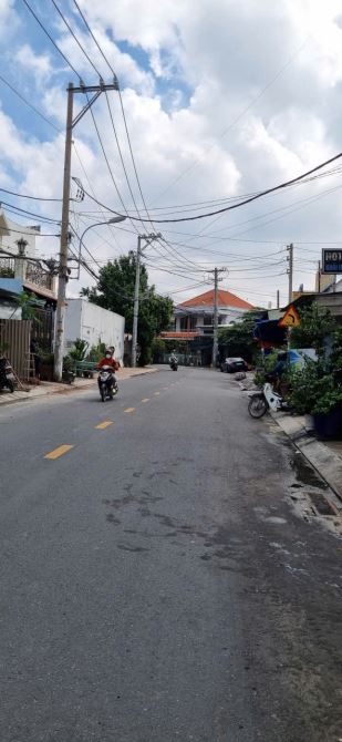 Bà Điểm(TC-HM) bán nhà mt đường 10m thông QL22 gần trường ĐH NNTH giá 4,7tỷ - 6