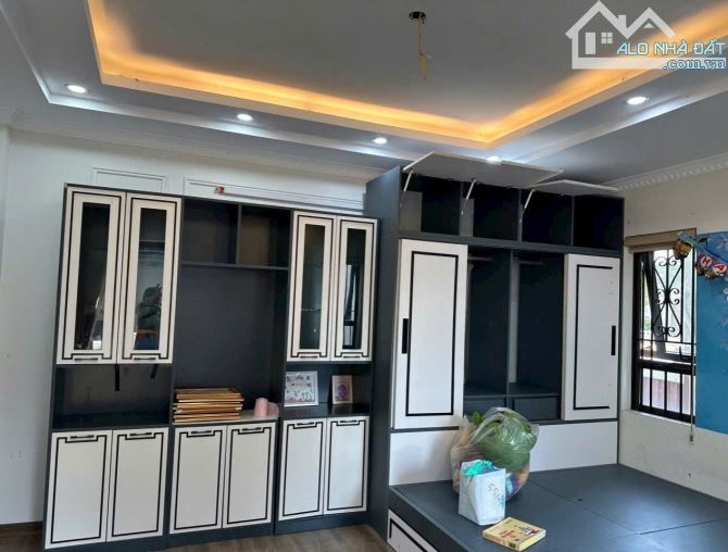 Bán nhà phố Mỹ Đình, 32m2, 6 tầng, mặt tiền 3,7m, ô tô, giá chỉ 6,9 tỷ - 6