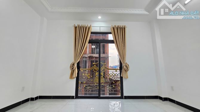 🏡 Bán Nhà Đường Tỉnh Lộ 10, Hẻm Ô Tô, Vừa ở Vừa KD, 52m2, 5 Tầng, 5 PN, 6 WC - 6