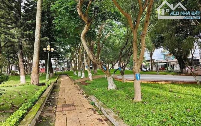 BÁN NHÀ MẶT ĐƯỜNG HOÀNG VĂN THỤ - ĐỐI DIỆN CÔNG VIÊN PHÙ ĐỔNG BMT. GIÁ: 10,7 TỶ - 6
