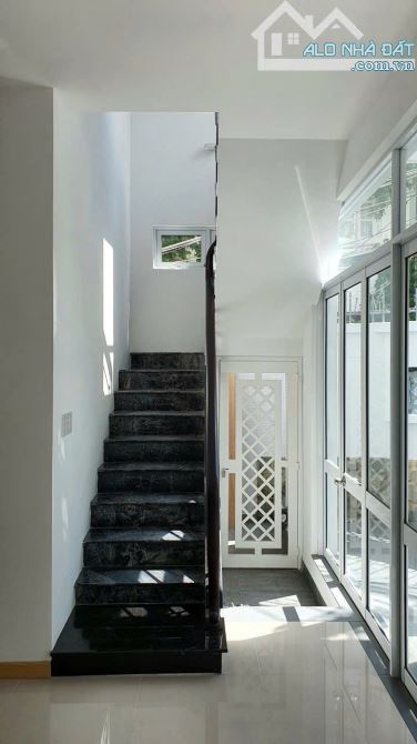 Bán nhà 1 trệt 2 lầu 64.4m2 hướng đông 5.7 tỷ hẻm quốc Tuấn nha trang - 6