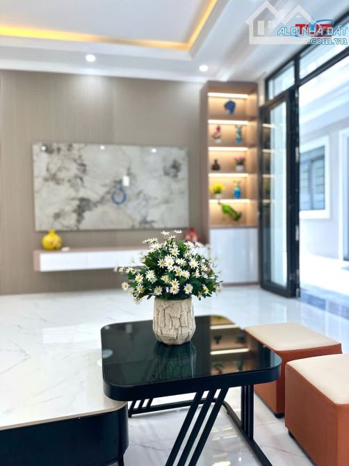 🌳Bán nhà 3 tầng ngõ 379 Miếu Hai Xã - Hồ Sen - Lê Chân - 7