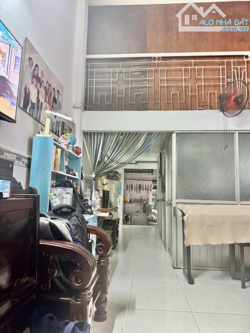 PHẠM THẾ HIỂN Q8 - VỚI 6.3X17M - CHỈ CÓ 5.9 TỶ - VỊ TRÍ ĐẸP - HẺM RỘNG - 7