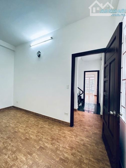 Lô góc siêu khủng gần 100m2 đường 8m có vỉa hè 10 phòng giá 11,1 tỷ Phạm văn Chiêu Gò Vấp - 7