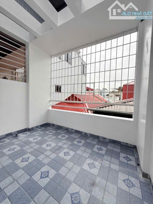 Bán nhà đẹp Trung Kính ngõ thông đủ tiện ích 5tầng 33m2 MT 4.2m mới đẹp đủ nội thất ở luôn - 7