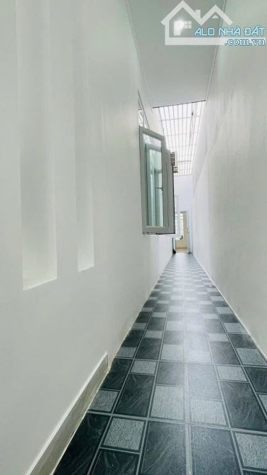 BÁN NHÀ CẤP 4 HẺM AMAKHE 5x27m - 7