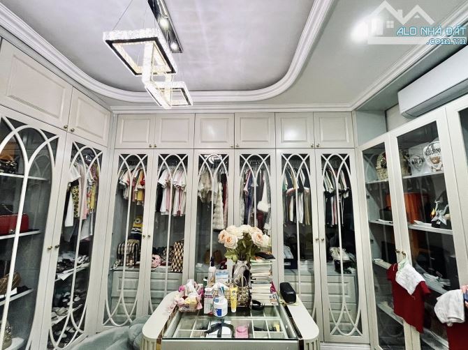 Bán nhà hẻm 100 Trân Hưng Đạo- khu phố Tây Bùi Viện, 4 tầng chỉ 15 tỷ - 7