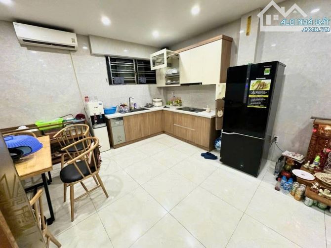 Bán nhà 5 tânhf tại tuyến 2 Lê Hồng Phong Đông Khê , Ngô Quyền Giá 11 tỷ 900 - 7
