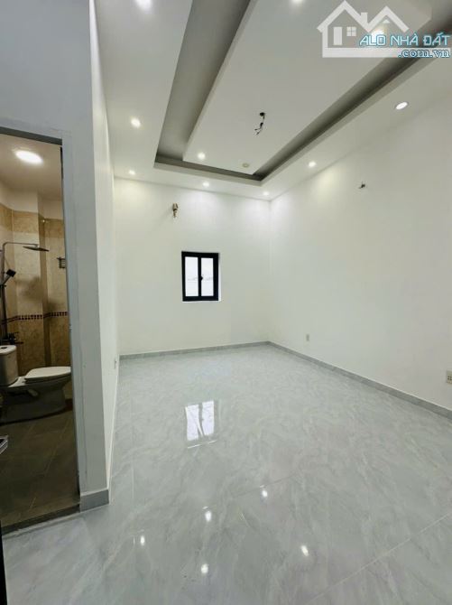 Bán nhà 4 tầng 90m2, đường 9m, gần ngã tư Nguyễn Bình và Lê Văn Lương, 6 tỷ 450 - 7