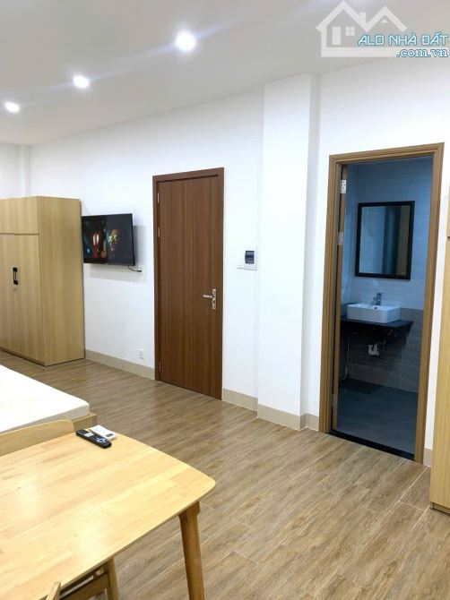 BÁN TOÀ CĂN HỘ 3,5 TẦNG FPT 9 PHÒNG DÒNG TIỀN 40 TRIỆU/THÁNG GẦN BIỂN CHỈ NHỈNH 16 TỶ - 7