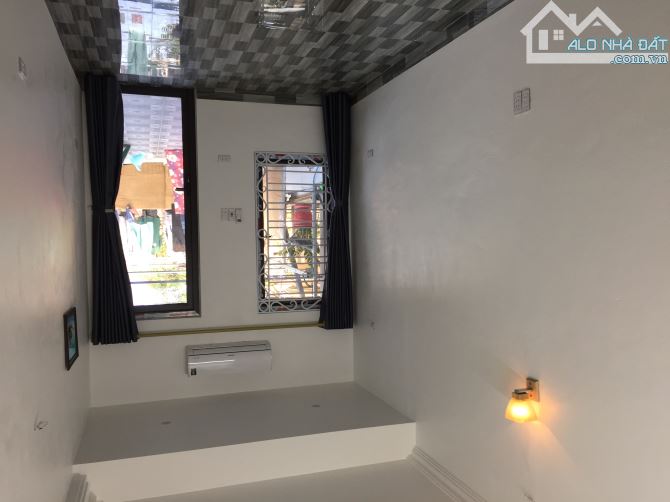 Bán Nhà mặt đường Nguyễn Trãi, Sầm Sơn, T.Hoá. 2 tầng. DT: 180m2, 3 ngủ. Giá 4,2 tỷ - 7