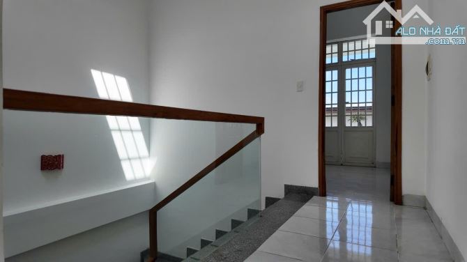 Bán nhà 4 tầng mt đường 5m5 sát điểm bắn pháo hoa sông Hàn - 7