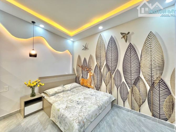 Bán nhà đẹp 4 tầng vào ở ngay.Khu Nam Long ,Quận 7.Giá 5.5 tỷ. - 7