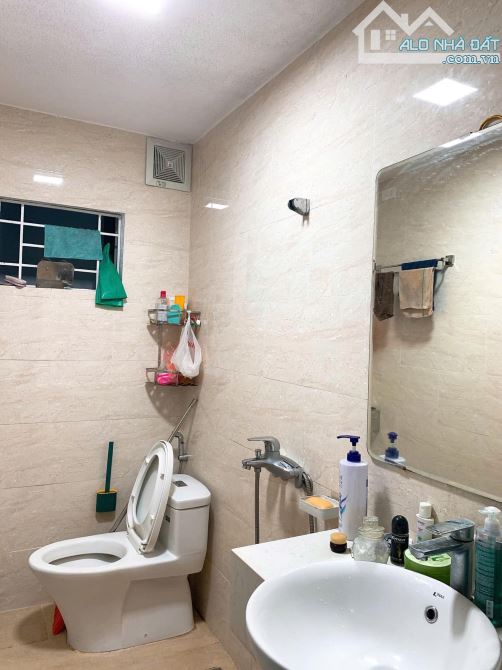 Cho thuê nhà ngõ 421 HOÀNG QUỐC VIỆT . 20 triệu/ tháng. Cho thuê làm VP, Lớp học, KD Onl - 7