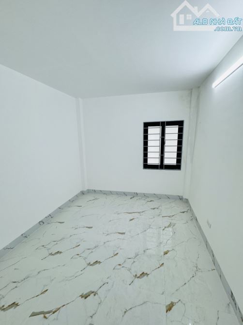 HIẾM - NGÕ THÔNG - THOÁNG TRƯỚC SAU - THOÁNG MÁT - 4 NGỦ - VỀ Ở LUÔN - 7