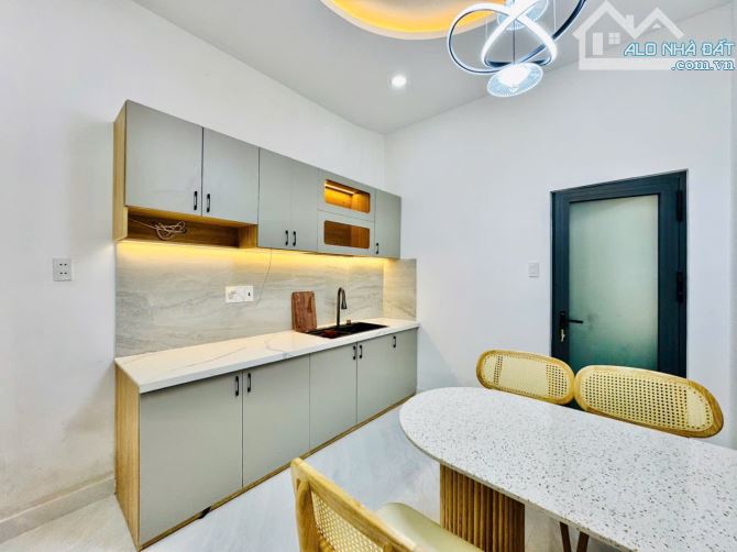 🟢SIÊU PHẨM NHÀ ĐẸP - PHÚ NHUẬN - 40m2 ❌3 TẦNG-4PN-4WC-SÂN THƯỢNG TRƯỚC- 6.45 TỎI. - 8