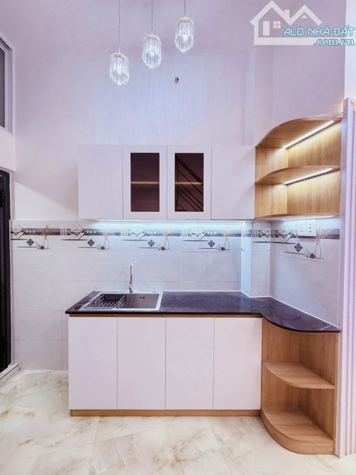 MẶT TIỀN CAO XUÂN DỤC P12, Q8-  VỚI 3X9M - CHỈ CÓ 5.5 TỶ - 8