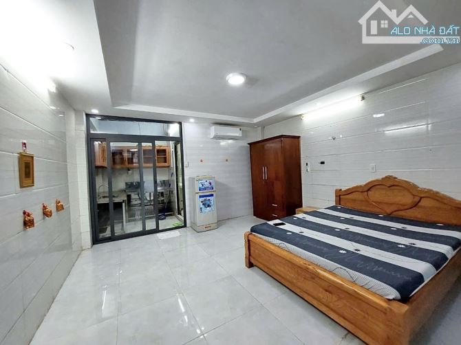 💥SIÊU PHẨM HIẾM CÓ SÁT MẶT TIỀN QUANG TRUNG - HẺM XE HƠI - 5 TẦNG - DT 5M x 16M - SỔ A4 - 8