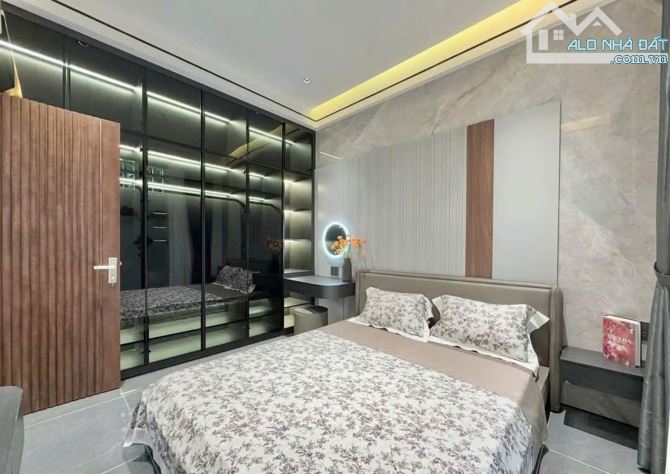 CHÍNH CHỦ CẦN BÁN GẤP NHÀ 3 TẦNG - ĐƯỜNG 6M - SỔ RIÊNG 125M2 PHƯỜNG CHÁNH HIỆP - 8
