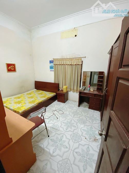 NGUYỄN LƯƠNG BẰNG-ĐỐNG ĐA-LÔ GÓC HAI THOÁNG-NGÕ THÔNG-5 PHÒNG NGỦ-GẦN CÔNG VIÊN-12.95 TỶ - 8