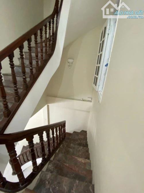 Cho thuê nhà ngõ 421 HOÀNG QUỐC VIỆT . 20 triệu/ tháng. Cho thuê làm VP, Lớp học, KD Onl - 8
