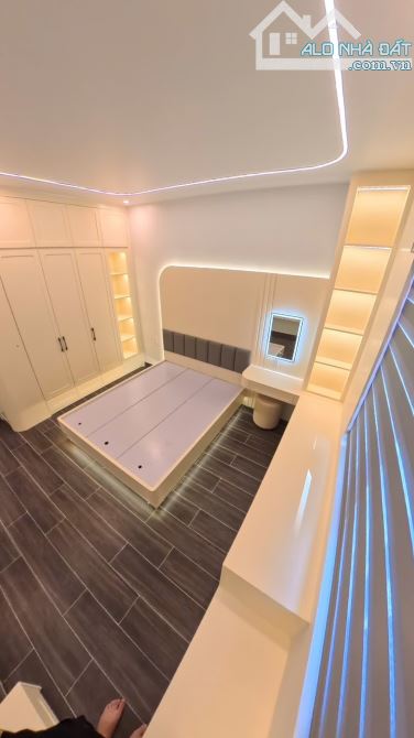 BÁN NHÀ ĐỘC LẬP SÂN CỔNG RIÊNG DIỆN TÍCH 108M² ĐƯỜNG CHÙA HÀNG - 8