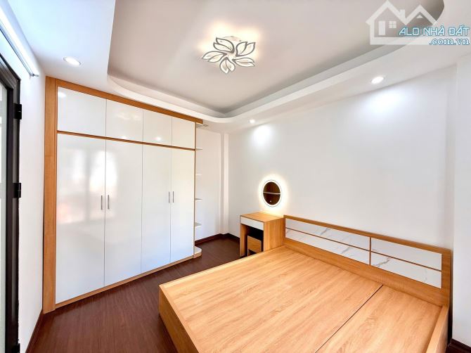 NHÀ MỚI ĐẸP KINH KOONG, Ô TÔ ĐỖ CỔNG, 30M2,5 TẦNG, AN SINH ĐỈNH. - 8