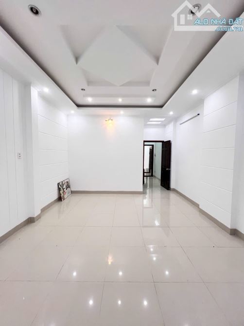 NHÀ 1 TRỆT 1 LẦU ĐƯỜNG B5 KDC HƯNG PHÚ 1 - GẦN SIÊU THỊ GO CẦN THƠ - 9