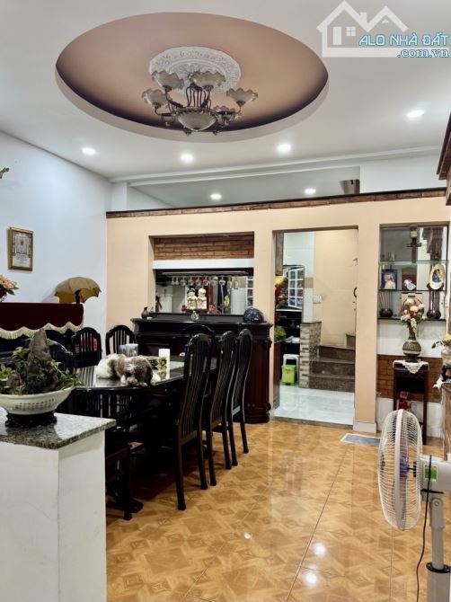 Phường 2 đường Dương Bá Trạc, hẻm ba gác, sổ hồng đầy đủ, 64 m2 giá chỉ 5.3 tỷ - 9